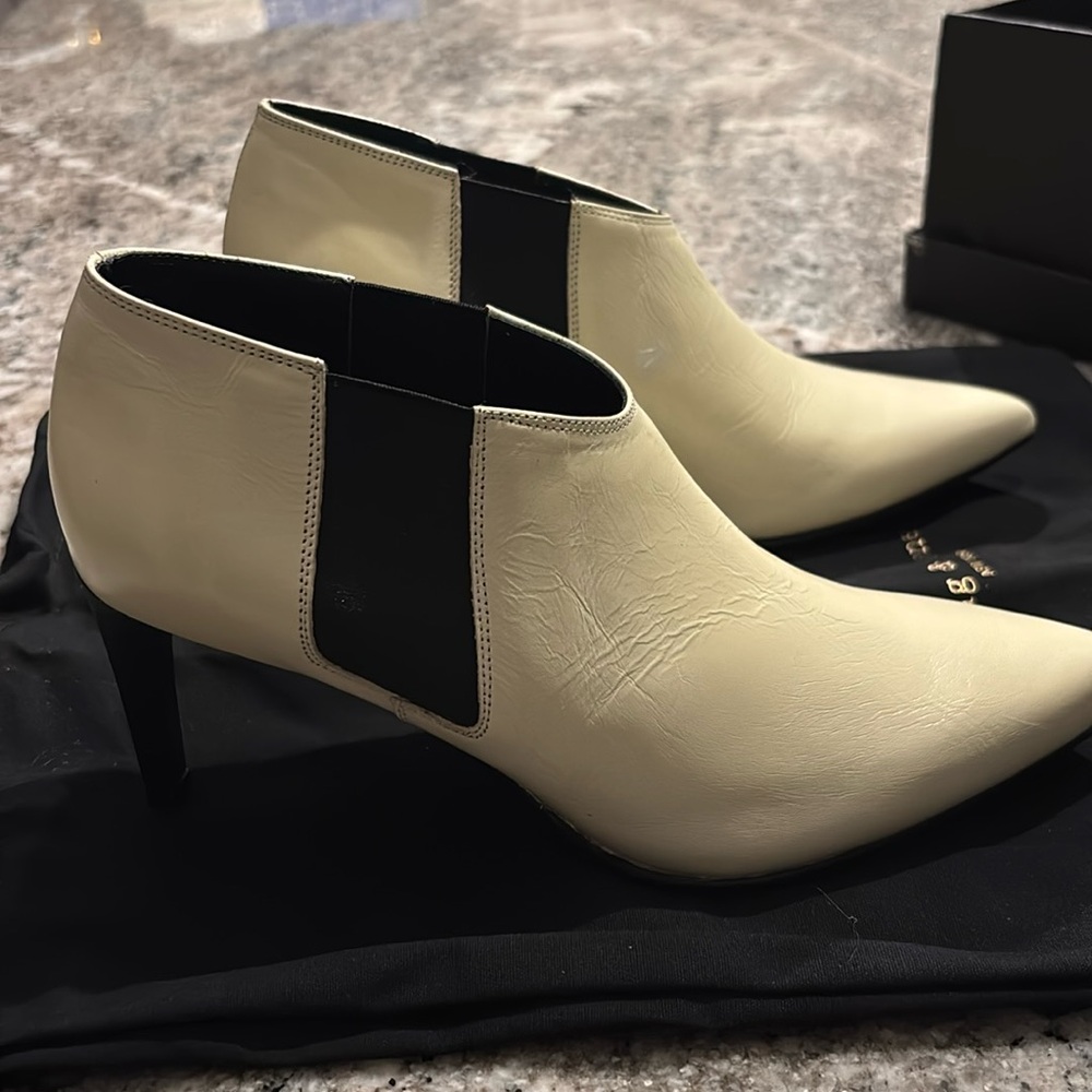 Rag and bone beha Chelsea antq white size 37 size 7